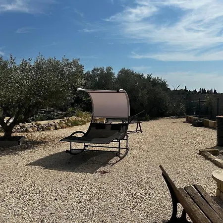 Dom wakacyjny Provencal House